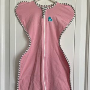 Love to dream pink baby swaddle. Size small 8-13lbs.